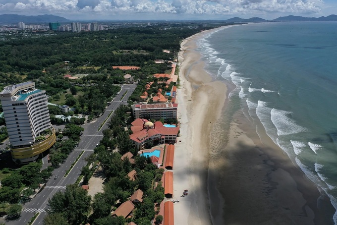 Two tourism facilities removed for Vung Tau beach upgrade - 2