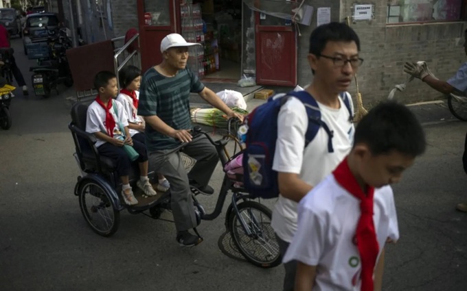 School stampede in China's Xinjiang injures 14 - 1