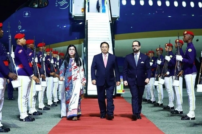 PM Chinh begins official visit to Dominican Republic - 1