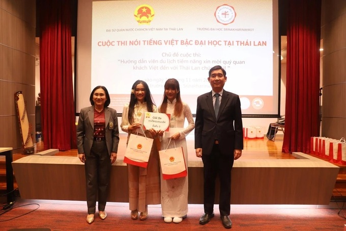 First Vietnamese speaking contest held for university students in Thailand - 1