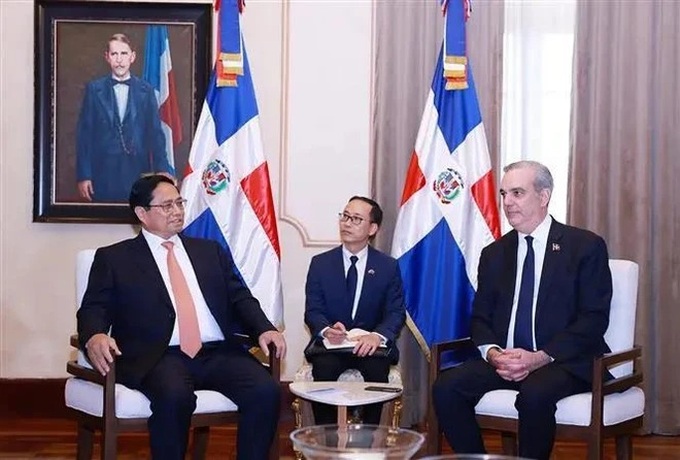 Vietnamese PM hold talks with President of Dominican Republic - 2