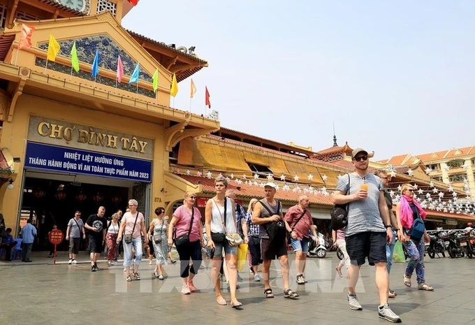 Asia constitutes 80% of foreign arrivals in Vietnam - 1