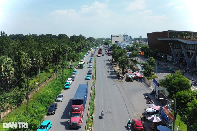 Illegal parking rampant in HCM City's major hospital - 1