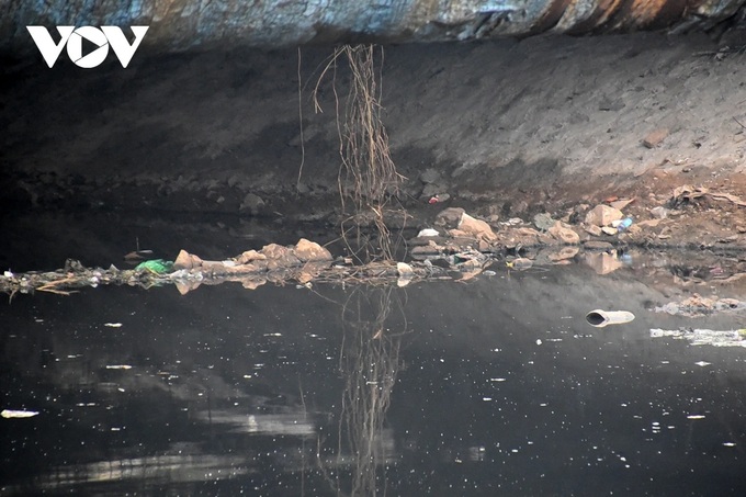 Five polluted rivers in Hanoi - 3 Five polluted rivers in Hanoi - 3