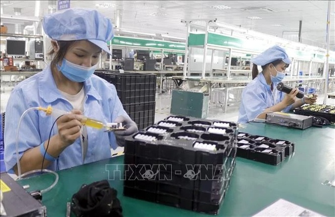 Vietnam home to 174 FDI projects in semiconductor sector - 1