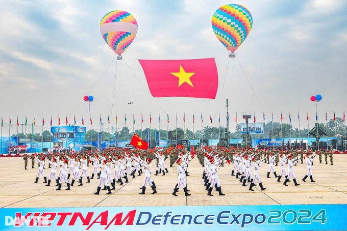 Vietnam International Defence Expo 2024 opens in Hanoi - 2