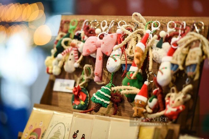 Special Christmas market in Danang - 3