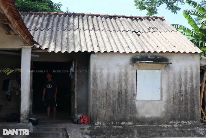 New house built for disabled couple in Nghe An - 3