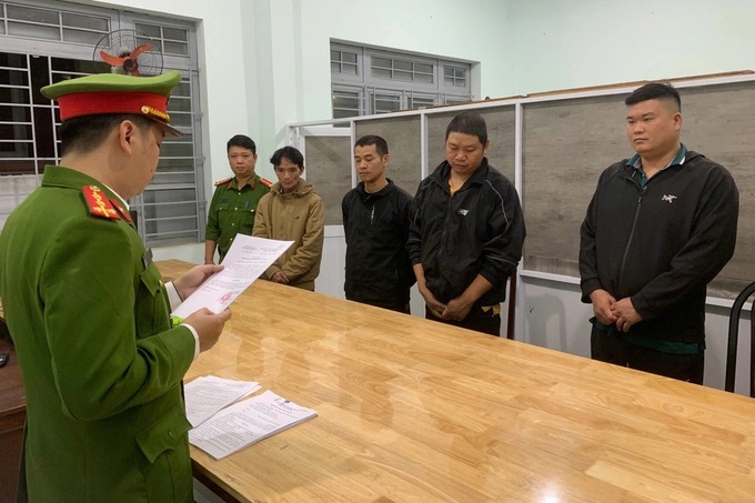 Four arrested for producing tonnes of toxic bean sprouts - 1