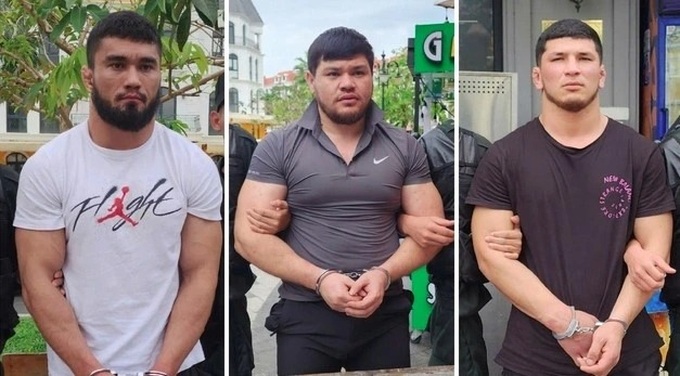 Uzbek nationals arrested for using counterfeit dollar bills in Vietnam - 1 Uzbek nationals arrested for using counterfeit dollar bills in Vietnam - 1