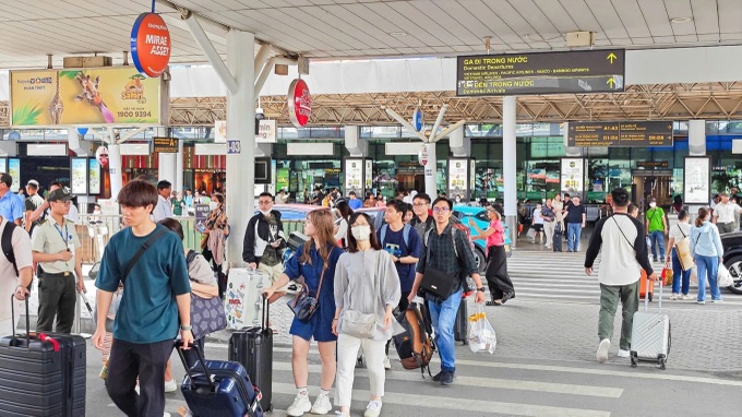 HCM City's airport reports annual surge in international passengers - 1 HCM City's airport reports annual surge in international passengers - 1
