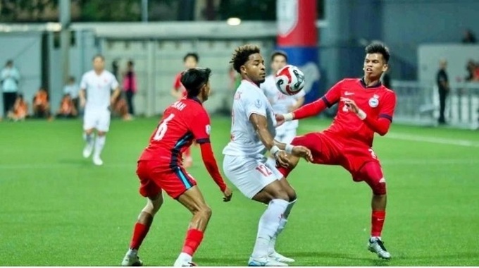 Vietnam defeat Singapore 2-0 in first leg of ASEAN Cup semifinals - 1