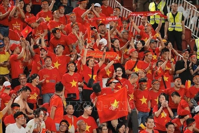 Vietnam win ASEAN Cup trophy - 2