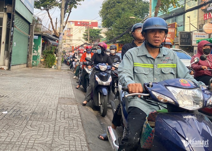 HCM City pavements neat following tightened traffic rules - 2