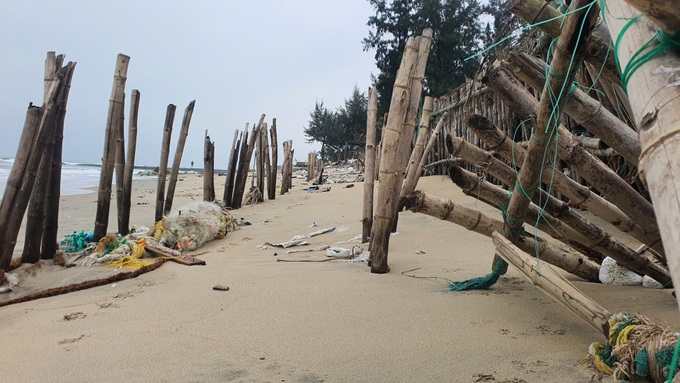 State of emergency declared for coastal erosion in Hoi An - 5