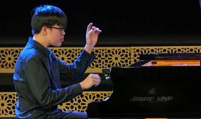 Vietnamese pianist takes first place at international competition - 1