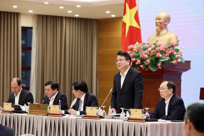 Vietnam aims for 8% economic growth with comprehensive solutions - 1