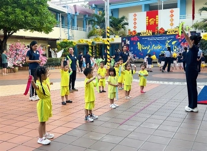 HCM City promotes building happy schools - 1