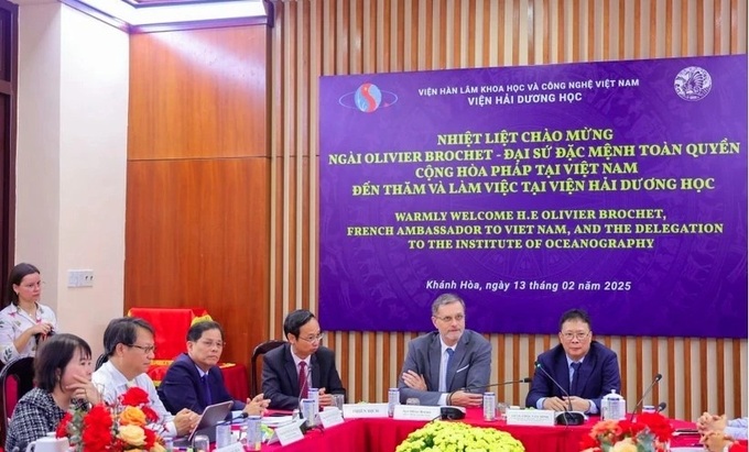 France to support Vietnam in training scientific research personnel - 1