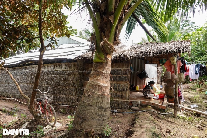 Dantri builds new houses for two disadvantaged families in Soc Trang - 4