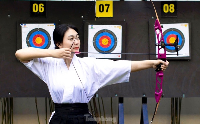 Archery coffee shop in Danang attracts young people - 7