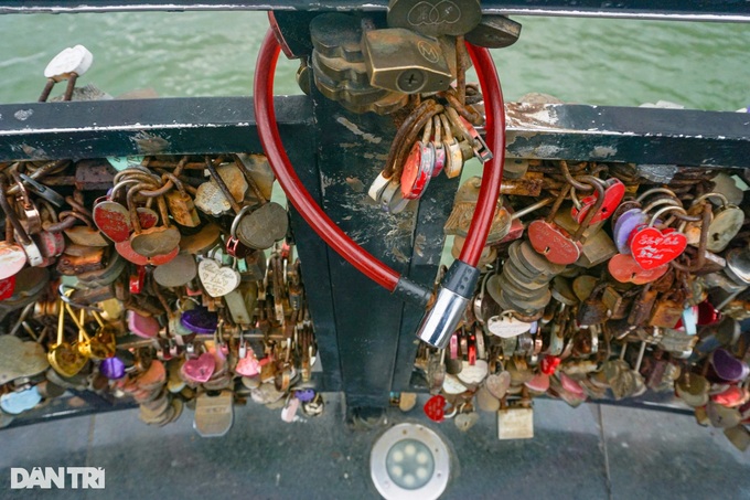 Love lock bridge on Danang river - 6