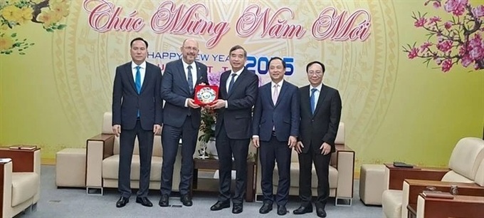 Da Nang, Switzerland to seek finance and hi-tech partnerships - 1