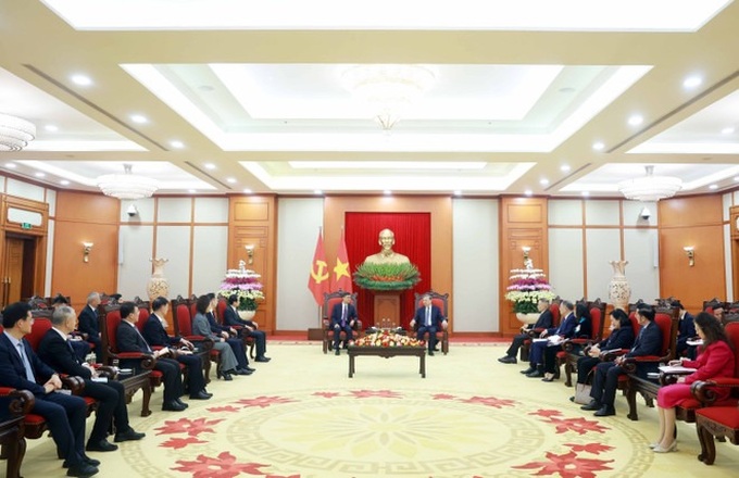 Vietnamese Party chief welcomes Party Secretary of China's Guangxi - 2