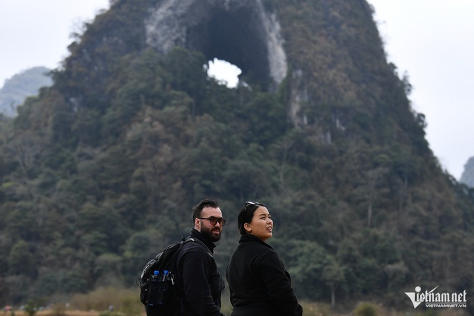 Cao Bang mountain captivates visitors - 6