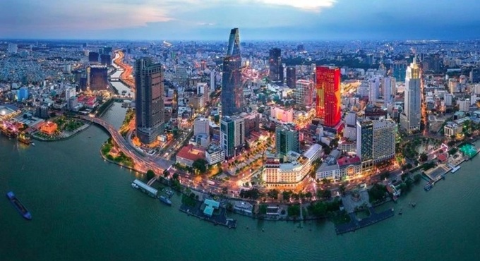 Vietnam likely to achieve GDP growth target of 8% this year: UOB expert - 1