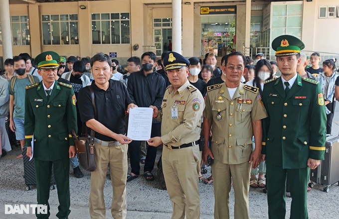 39 Vietnamese citizens rescued from scam companies in Cambodia - 1