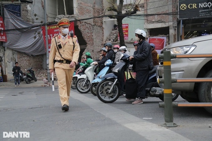 Traffic accidents in Vietnam sharply fall - 1