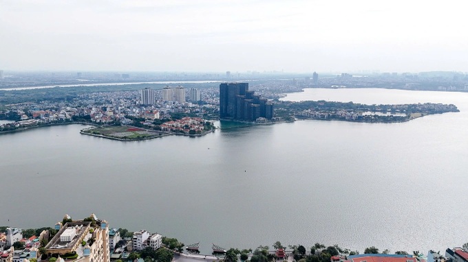 Hanoi allocates VND100 bn for wastewater treatment to replenish West Lake - 1