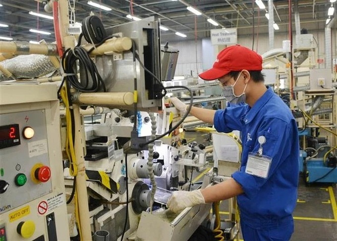 Vietnam hailed as economic development model amid global uncertainties - 1