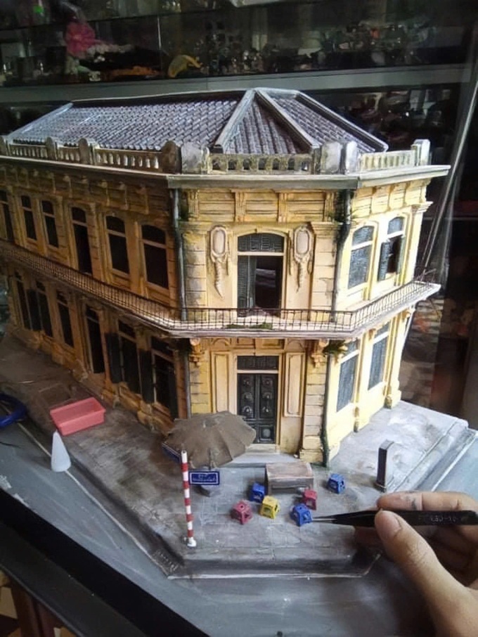 Nam Dinh man passionate about miniature heritage houses - 3