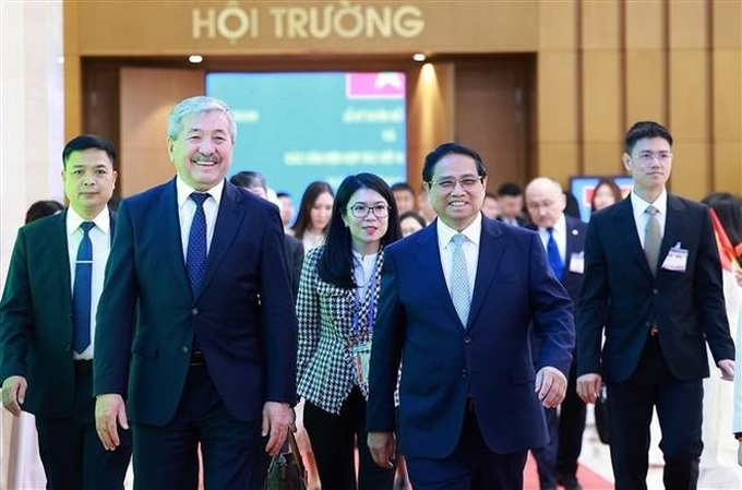 Vietnamese, Kyrgyz government leaders hold talks in Hanoi - 2