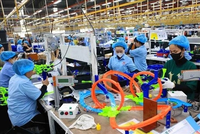 Vietnam’s economy poised to grow 6.8% this year: WB - 1