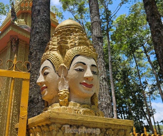 Millennia-old Khmer pagoda in Tra Vinh - 7