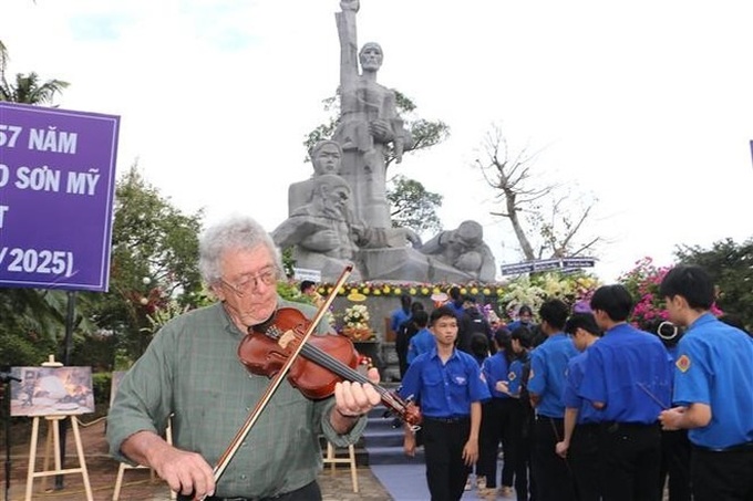 Quang Ngai commemorates victims of Son My massacre - 2