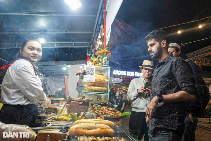 Danang seeks Dragon Bridge night market investor - 1