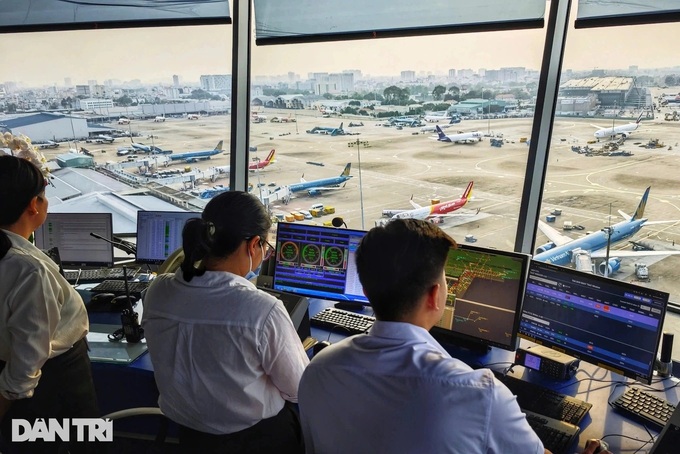 HCM City airport to handle over 5,000 flights during upcoming holiday - 1 HCM City airport to handle over 5,000 flights during upcoming holiday - 1