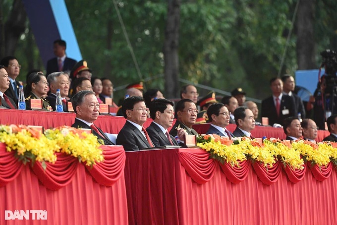 Vietnam holds grand parade to mark 50 years of national reunification - 2 Vietnam holds grand parade to mark 50 years of national reunification - 2