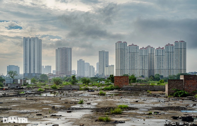 Many parks in Hanoi abandoned for years - 5 Many parks in Hanoi abandoned for years - 5