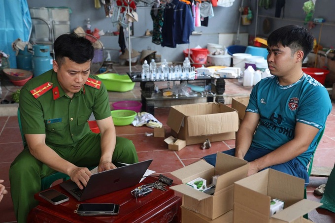 Counterfeit cosmetics operation busted in Bac Giang - 2 Counterfeit cosmetics operation busted in Bac Giang - 2
