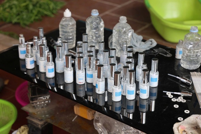 Counterfeit cosmetics operation busted in Bac Giang - 5 Counterfeit cosmetics operation busted in Bac Giang - 5