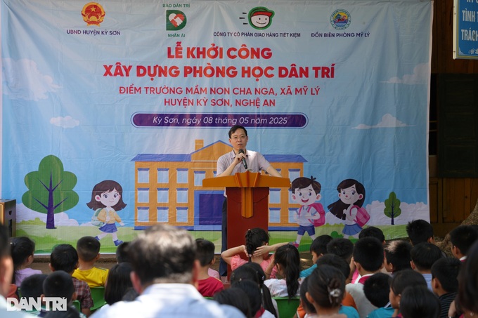 Dantri begins construction of classroom for Nghe An disadvantaged students - 2 Dantri begins construction of classroom for Nghe An disadvantaged students - 2