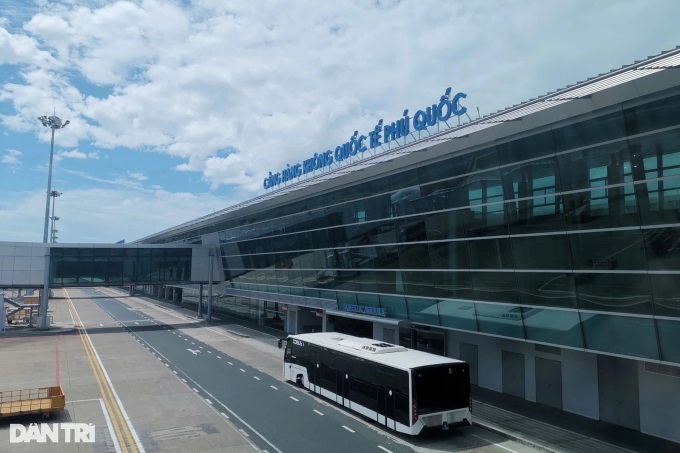 Phu Quoc Airport to add runway, expand terminal ahead of APEC 2027 - 1 Phu Quoc Airport to add runway, expand terminal ahead of APEC 2027 - 1