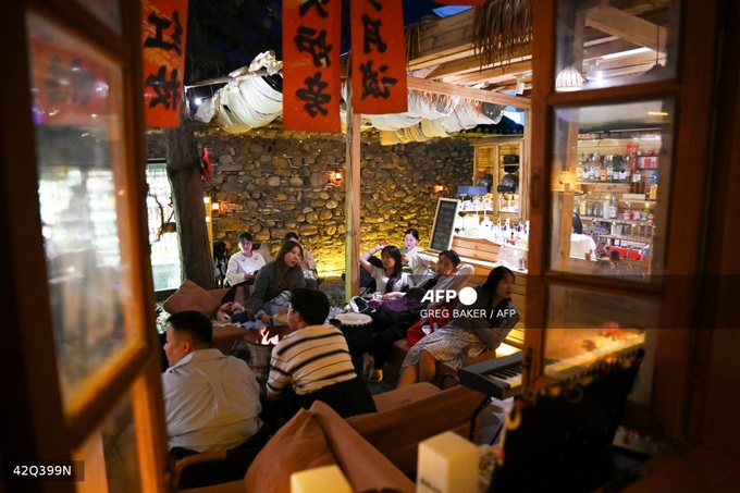 Jaded young Chinese reset lives with rural 'retirement' - 1 Jaded young Chinese reset lives with rural 'retirement' - 1