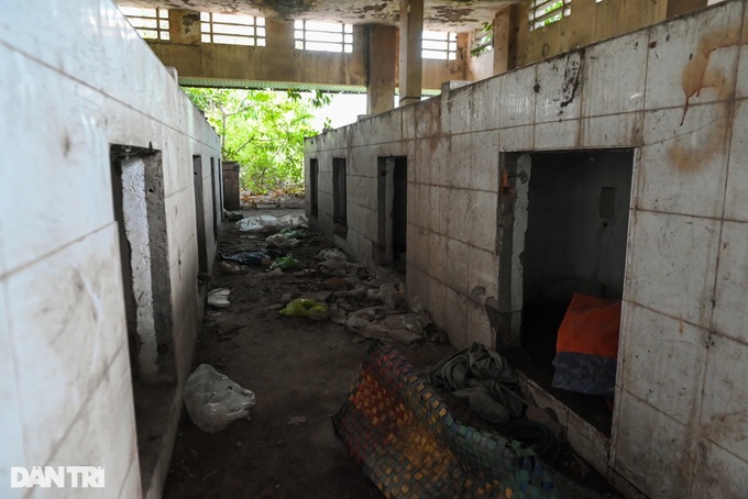 Multi-billion dong markets lie abandoned in HCM City - 6 Multi-billion dong markets lie abandoned in HCM City - 6
