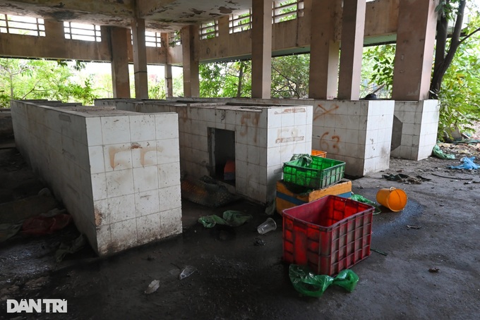 Multi-billion dong markets lie abandoned in HCM City - 8 Multi-billion dong markets lie abandoned in HCM City - 8